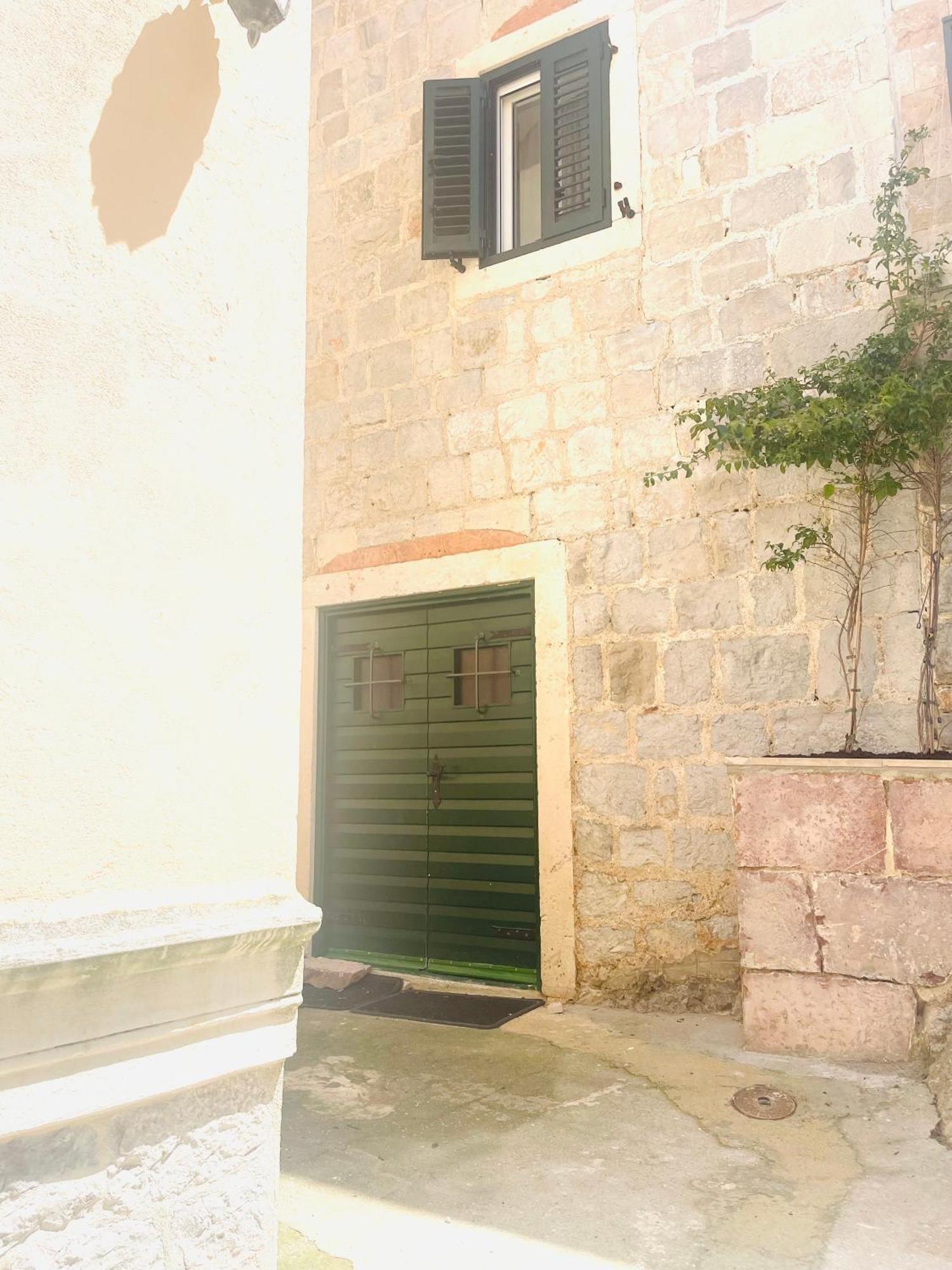 Hearth Of Rose Appartement Herceg Novi Buitenkant foto